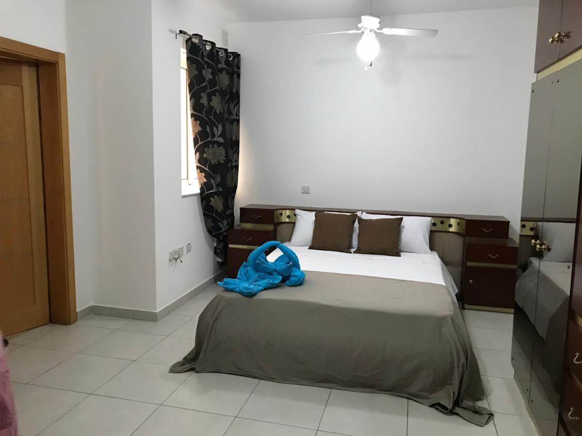 Ocean Pearl Apartment No4 St. Paul's Bay Exterior photo